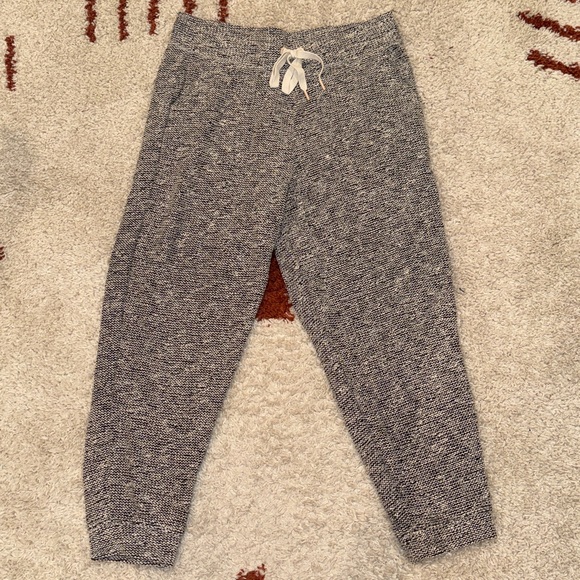 Aerie Offline Snowday Textured Woven Jogger - Picture 4 of 11